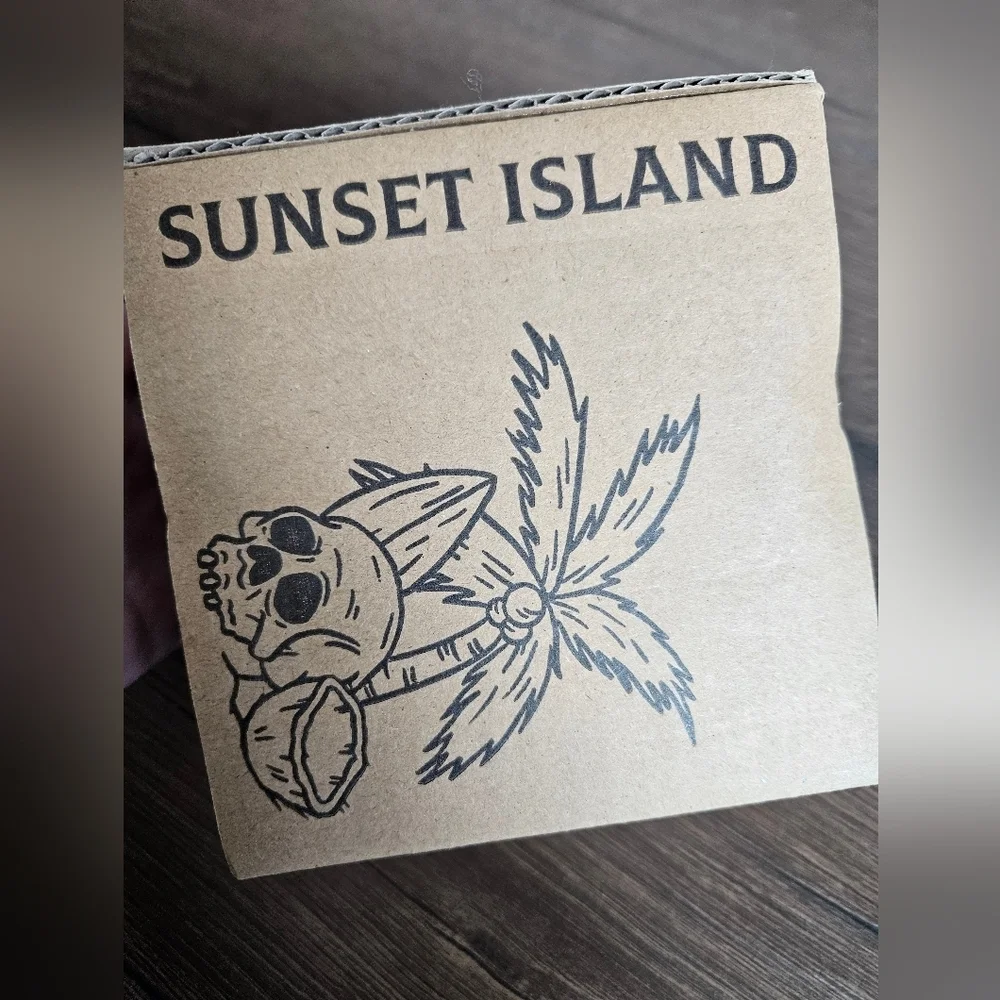 NEW 🥥🍍MANA MOOD Sunset Island Coconut & Pineapple 9oz Large Wood Wick Candle